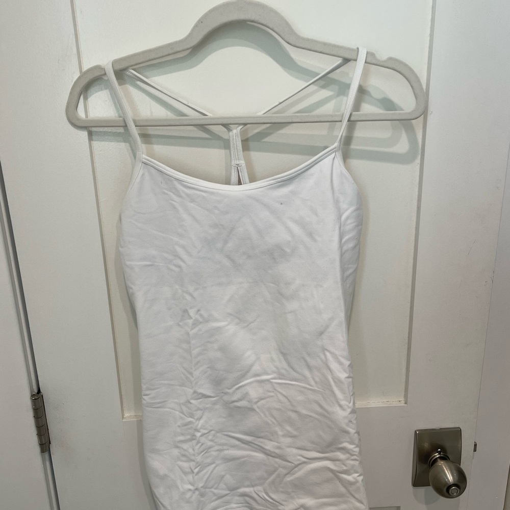 Lululemon no tag workout tank with built in bra